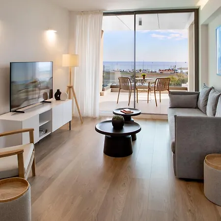 L Residences & 公寓 *