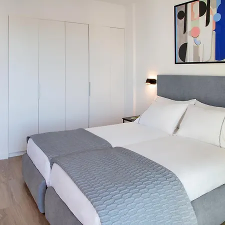 Apartment L Residences &